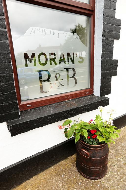 Moran'S Bar & B&B Grange  エクステリア 写真